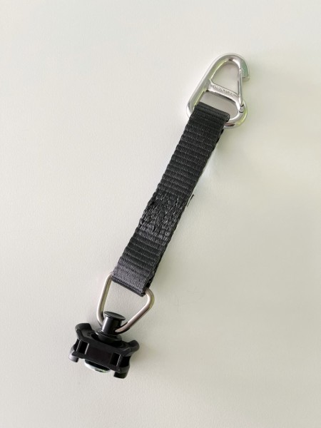 Adapter tension strap carabiner adapter belt for airline tracks, 400 daN, black